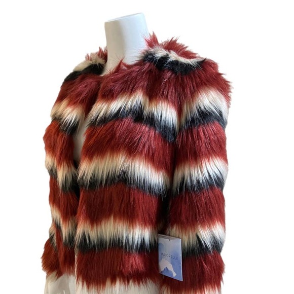 NWT MAJORELLE Luka Faux Fur Coat in Sequoia, Size Small - Picture 3 of 12